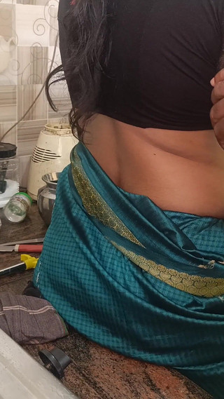 गृहिणी रसोई भाड़ में जाओ