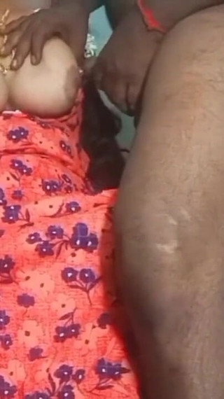 तमिल नाइटी स्टेपाउंटी घर का बना सेक्स