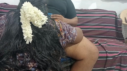 एक तमिल पत्नी ने अपनी सौतेली बहन के पति को धोखा दिया