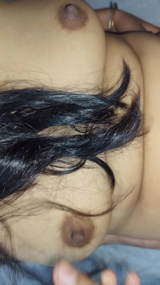 दोस्त की पत्नी के साथ उसके घर पर सेक्स.