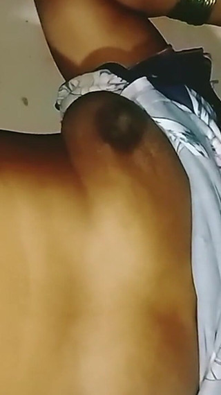 भाभी को मिला जीजा का काला मोटा लंड