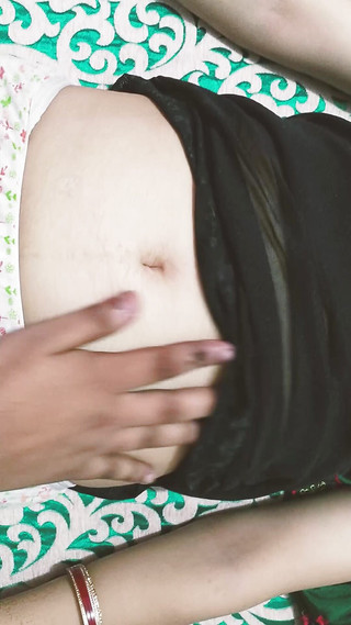 देसी गाँव की लड़की घर में बनी 29