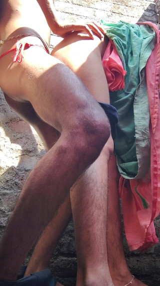 देसी गाँव की भाभी ओपन बाथरूम Xxx वीडियो, भारतीय खूबसूरत भाभी सेक्स वीडियो