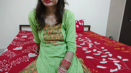 हिंदी ऑडियो में धीमी गति के साथ भारतीय सौतेला भाई सौतेला भाई वीडियो