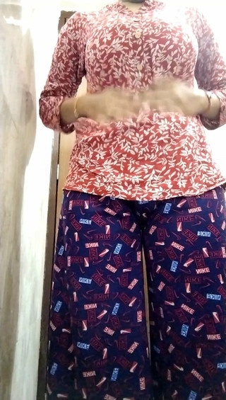 गांड देख कर इंडियन गफ ने दिया पूरा मजा