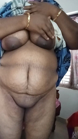 बॉडी शो प्रदर्शन वीडियो