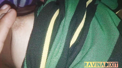 नया वायरल!! हॉट इंडियन एमबीबीएस स्टूडेंट ने अपने हॉस्टल में बीएफ के साथ कामुक कराहती गंदी बातें कीं