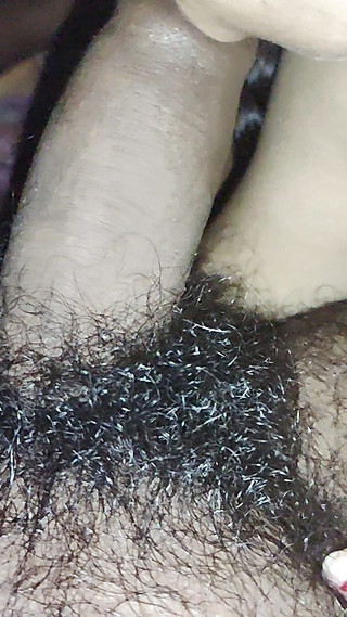 रात में सौतेला भाई और सौतेली बहन का सेक्स वीडियो