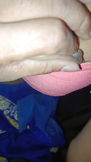 हॉट गांव रचना भाभी सेक्स रोमांस सेक्स हिंदी में मोटे लंड के साथ छोड़ा