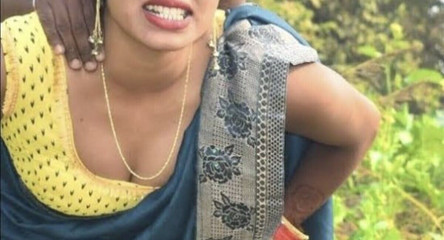 पड़ोसियों ने उन्हें जंगल में सेक्स करते हुए पकड़ लिया