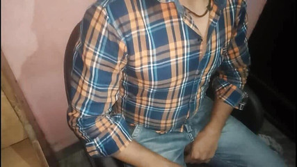 देसी टीना ने पहली बार कोरियार बॉय पर फुकिंग की