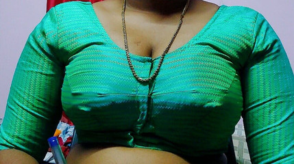 सौतेला भाई सौतेली बहन के साथ हार्डकोर सेक्स करता है