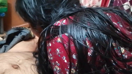 केरल गांव की लड़की अपने प्रेमी का लंड चूसती है और उसे खुश करती है और स्वर्ग दिखाती है