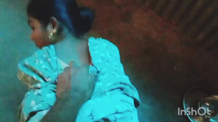 देसी गाँव की सुंदर लड़की बंगाली लड़के के साथ मुँह में वीर्य निकालती है