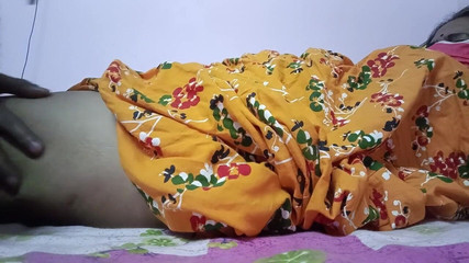 भारतीय बंगाली गृहिणी बौडी मालिश बकवास