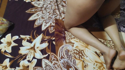 बेडरूम में सौतेले भाई के साथ देसी सौतेली बहन की हार्डकोर चुदाई - देसी भारतीय मराठी लड़की पूजा की मुंबई में हार्डकोर चुदाई