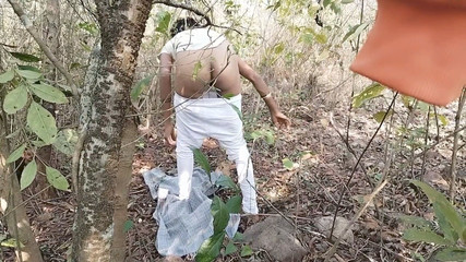 एक हॉट कॉलेज गर्ल को उसके कॉलेज टीचर ने चोदा