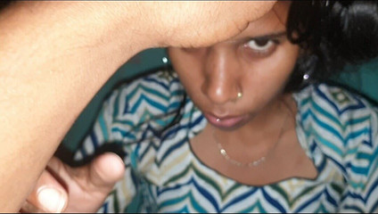 जमीन चूसी पड़ोसी की लुगाई का मजा लिया