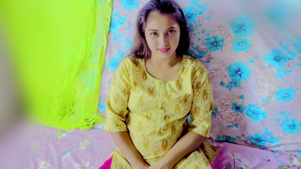 भारतीय खूबसूरत पत्नी ने बॉस के साथ किया सेक्स