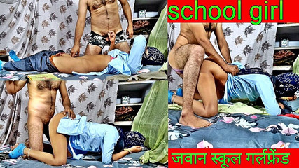 देसी इंडियन स्टूडेंट बॉयफ्रेंड ने उसे पढ़ाई के बहाने छोड़ दिया