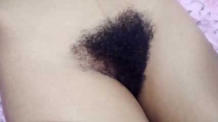 अकेले रहते हुए उसे कभी भी ऑर्गेज्म का अनुभव नहीं हुआ था