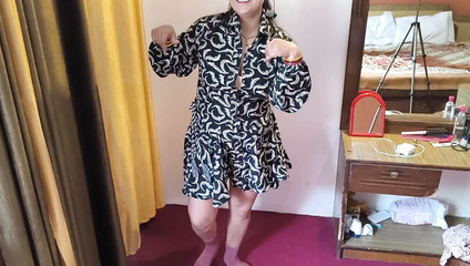 होटल के कमरे में पतली लड़की की चुदाई। आनंद लेना