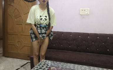 नए सौतेले पिता के साथ भारतीय गर्म किशोर कट्टर सेक्स!