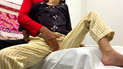 दोस्तों विधवा गर्म सौतेली माँ की बड़ी गांड और तंग बिल्ली की जोरदार चुदाई