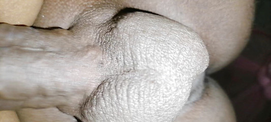 रात में बिग डिक और गीली बिल्ली के साथ गीली रसदार बिल्ली के साथ फिल्म लोकेशन में अभिनेता के साथ अभिनेत्री एन की चुदाई