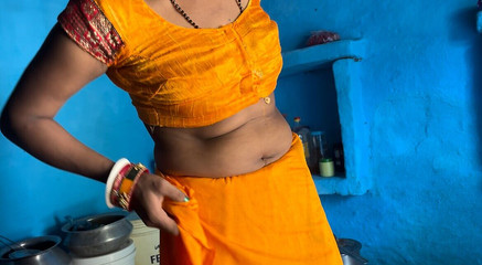 पति के साथ देसी भाभी की चुदाई