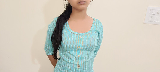 देसी माल को घर बुलाकर चोदा