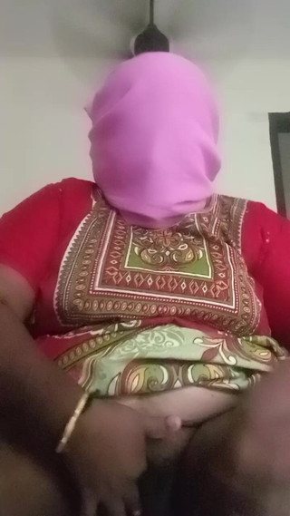 फिंगर मसाज प्रदर्शन वीडियो में भारतीय डॉक्टर