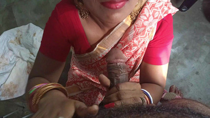 मैडम ने किचन में नौकर के लंड से करवाई अपनी चूत की चुदाई! स्पष्ट हिंदी आवाज में देसी XXX पोर्न