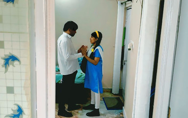 खूबसूरत देसी लड़की की क्लासरूम में चुदाई