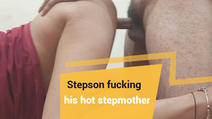 जब ऑफिस में था तो चूत की चुदाई की