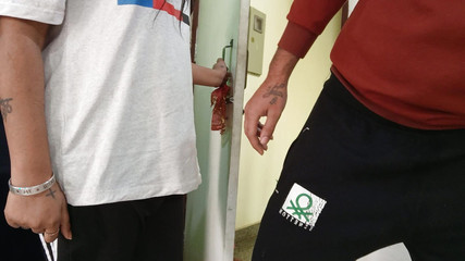 पिज़्ज़ा डिलीवरी के साथ पैसे के बदले किया फुल सेक्स हिंदी ऑडियो