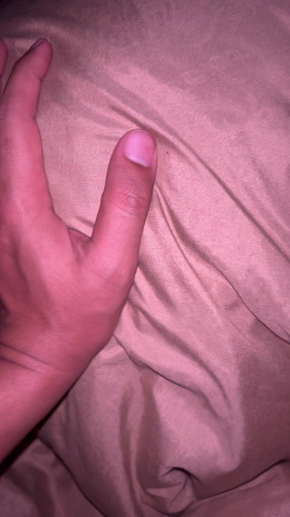 मेरे बच्चे की पीठ पर मसाज थेरेपी। उसकी पीठ बहुत अच्छी है जब मैं देखता हूं तो मैं उसे बहुत बुरी तरह से चोदना चाहता हूं