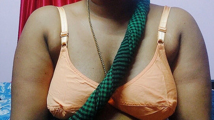 मेरी देसी इंडियन भाभी का मेरे साथ अफेयर