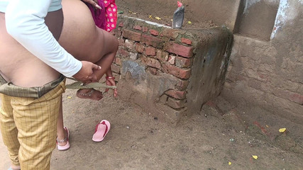 एक युवा सुंदरी के साथ रोमांटिक बातचीत और मधुर सेक्स पल