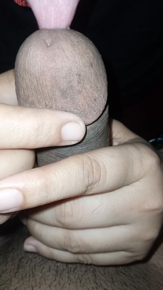 मैं एक हॉट लड़की हूं, मुझे अपने अंदर लंड पसंद है