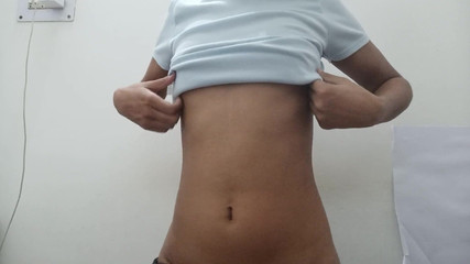 मेरी चूत को सहलाओ, ना मत कहो, जो मैं कहूँ वो करो