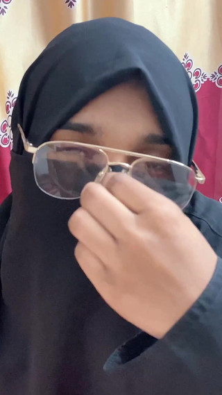 माथर- इन-लो फक्किंग हार्ड हस्बैंड सेक्स इन अलोन रूम