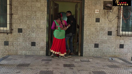 देसी सब्जीवाली भाभी देसी सेक्स अनकट