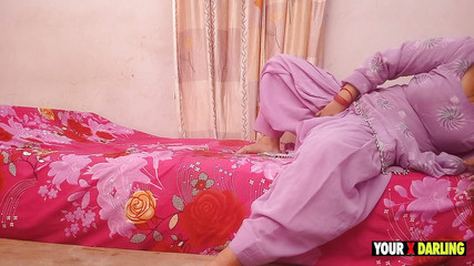 कामुक पंजाबी भाभी बड़ी गांड बड़े स्तन बीबीसी बनाम बीड़ी पीने वाला बिहारी