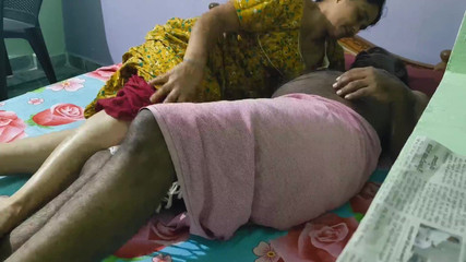 सेक्सी पत्नी के साथ देसी भारतीय हॉट न्यूड सेक्स