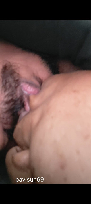 भाभी मुझे हैण्डजॉब दो