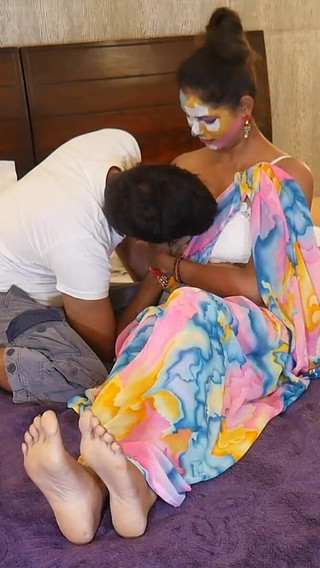 मनोहर ने भाभी का सेक्स करने का मूड बनाया