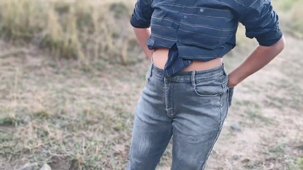 जीजा-साली के बीच रोमांटिक आउटडोर सेक्स, खूबसूरत भाभी ने कहा- चूहा बहुत बड़ा है