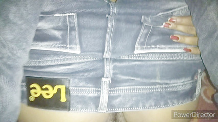 चुदक्कड़ कॉलेज लड़की की चूत का पानी निकाला