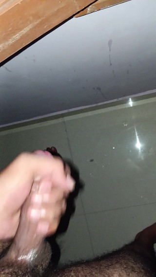 किशोर वर्जिन भारतीय कॉलेज लड़की खेलना चाहती है